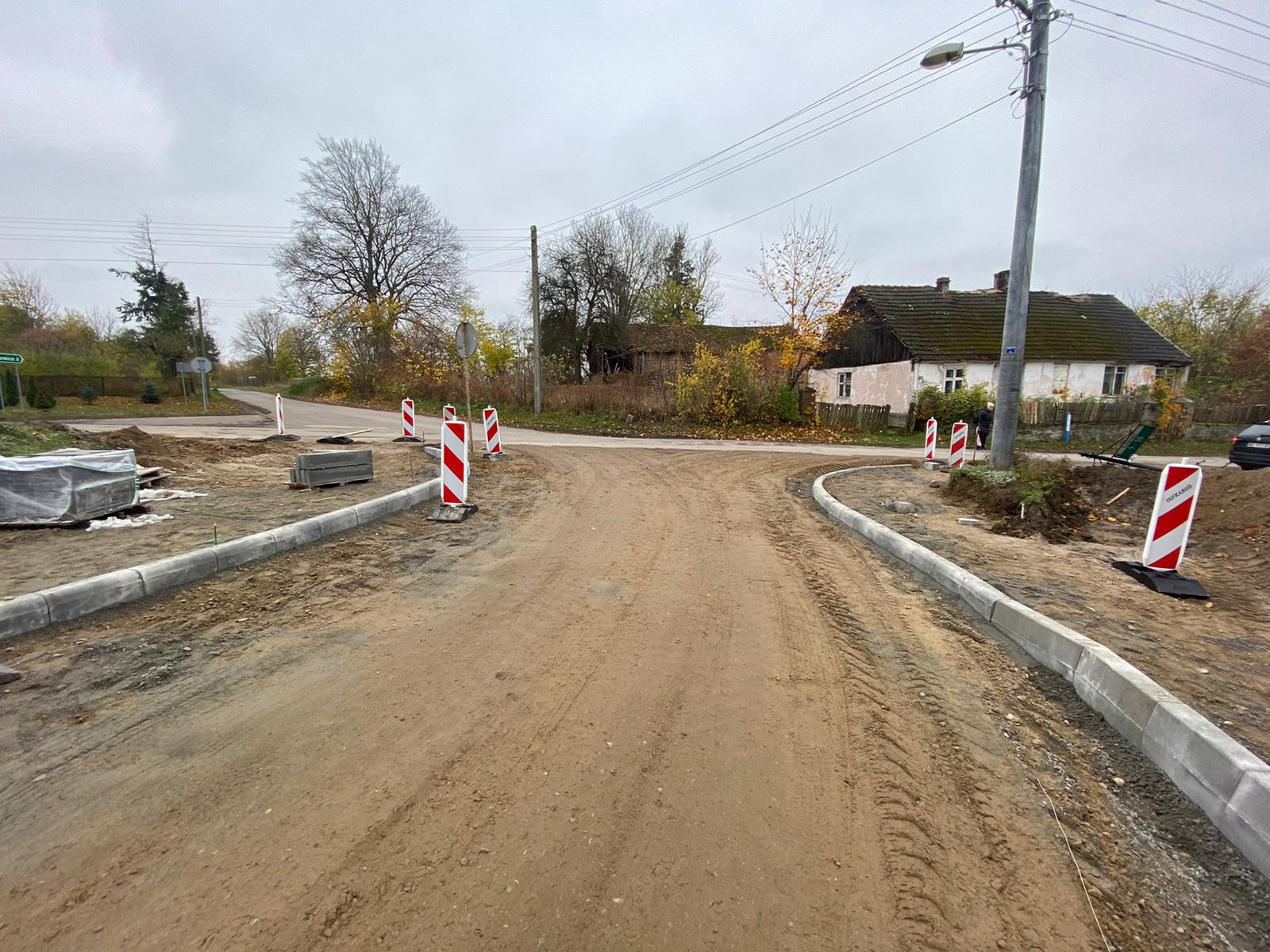 Przebudowa drogi wraz z budową kanalizacji deszczowej w m. Sulikowo