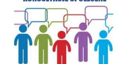 Grafika przedstawiająca kolorowe postacie ludzi oraz napis: Konsultacje społeczne