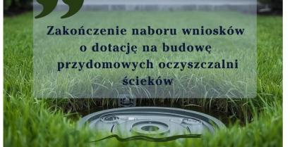 Na zdjęciu ogród z widoczną przydomową oczyszczalnią ścieków.