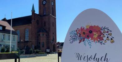 Dekoracje Wielkanocne na Placu Wolności w Barwicach
