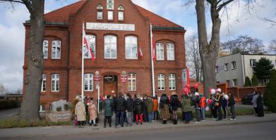 Obchodów 104 rocznicy Odzyskania Niepodległości - uroczystości przez UM Barwice