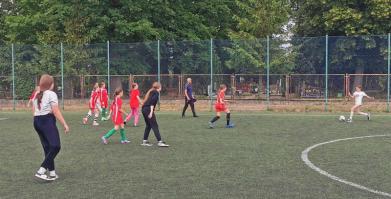 Turniej Piłki Nożnej Dziewcząt i Chłopców o Puchar Burmistrza Barwic.