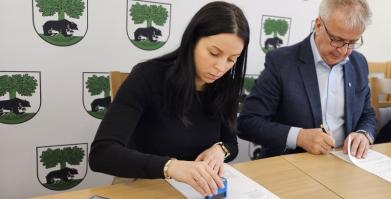 Podpisanie umów z NGO