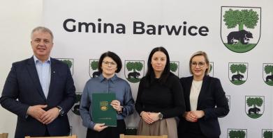 Podpisanie umów z NGO