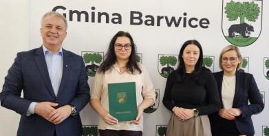 Podpisanie umów z NGO