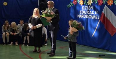 Ślubowanie kl. I i Dzień Edukacji Narodowej w Starym Chwalimiu