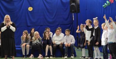 Ślubowanie kl. I i Dzień Edukacji Narodowej w Starym Chwalimiu