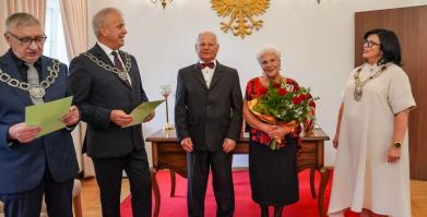 Złote Gody Państwa Elżbiety i Eugeniusza Płucienników z Barwic