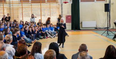 Spotkanie z sędzią Anną Marią Wesołowską w Barwicach i Starym Chwalimiu