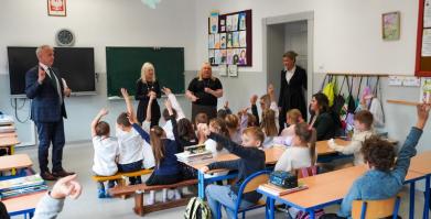 Spotkanie z sędzią Anną Marią Wesołowską w Barwicach i Starym Chwalimiu