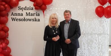 Szkolenie służb pomocowych z udziałem sędzi Anny Marii Wesołowskiej w Dworze Pomorskim w Luboradzy