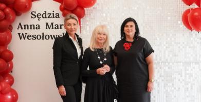 Szkolenie służb pomocowych z udziałem sędzi Anny Marii Wesołowskiej w Dworze Pomorskim w Luboradzy