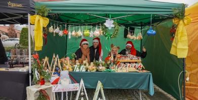 Kiermasz Świąteczny i V Konwój Strażacki w Barwicach – wyjątkowy 6 grudnia 2025r.