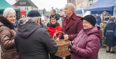 Kiermasz Świąteczny i V Konwój Strażacki w Barwicach – wyjątkowy 6 grudnia 2025r.