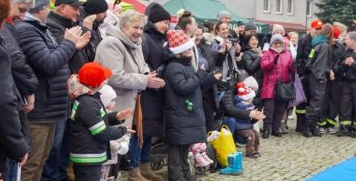 Kiermasz Świąteczny i V Konwój Strażacki w Barwicach – wyjątkowy 6 grudnia 2025r.