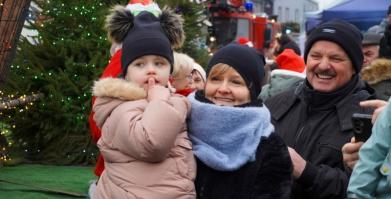 Kiermasz Świąteczny i V Konwój Strażacki w Barwicach – wyjątkowy 6 grudnia 2025r.