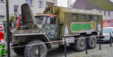 Kiermasz Świąteczny i V Konwój Strażacki w Barwicach – wyjątkowy 6 grudnia 2025r.