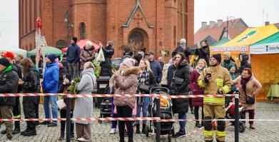 Kiermasz Świąteczny i V Konwój Strażacki w Barwicach – wyjątkowy 6 grudnia 2025r.