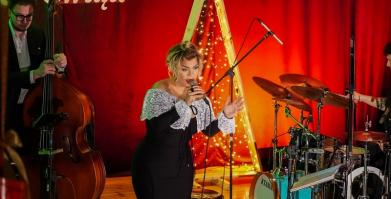 Świąteczny koncert w Sali Miejskiej w Barwicach - 7 grudnia 2025r.