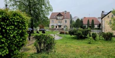 Plac A. Mickiewicza w Barwicach