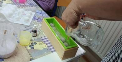 Warsztaty w ramach "Lawendowa nić sąsiedzka"