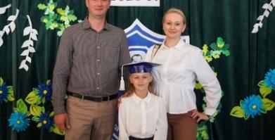 Ślubowanie uczniów klas pierwszych w Szkole Podstawowej w Barwicach