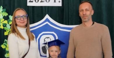 Ślubowanie uczniów klas pierwszych w Szkole Podstawowej w Barwicach