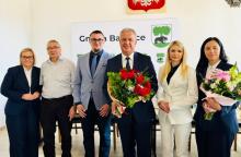 Gratulacje po otrzymanym absolutorium przez burmistrza